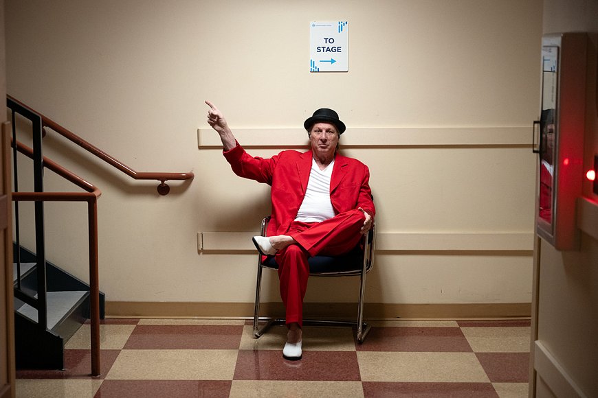 Adrian Belew backstage