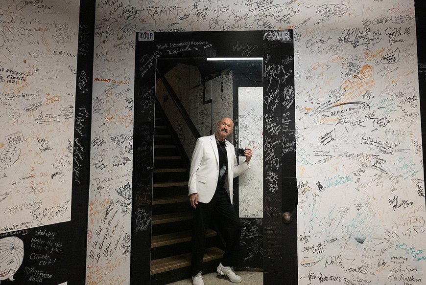 Tony Levin self-portrait